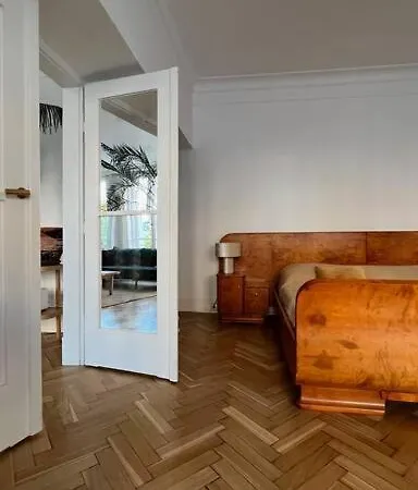 Plac Zbawiciela / Sunny Bedroom + Livingroom Savior Square Lejlighed
