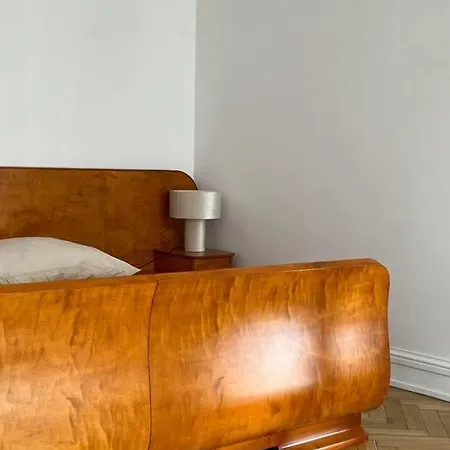 Plac Zbawiciela / Sunny Bedroom + Livingroom Savior Square *