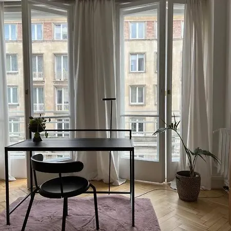 Lejlighed Plac Zbawiciela / Sunny Bedroom + Livingroom Savior Square *
